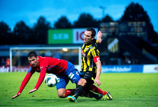 Häckens Martin Ericsson och Helsingborgs Loret Sadiku