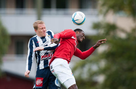 Henrik Fribrock, Kristianstad och Edward Ofere, Trelleborg