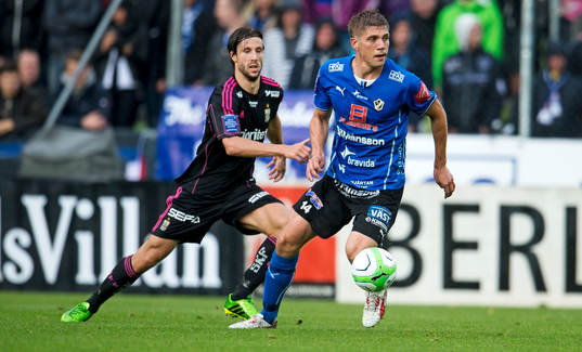 IFK Göteborgs Mattias Bjärsmyr och Halmstads Mikael Boman