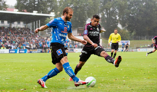 Halmstads Jesper Westerberg och IFK Göteborgs Daniel