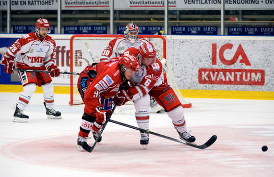 Timrås Robin Persson och Almtunas Emil Sandin