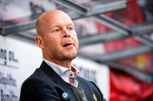 Almtunas assisterande tränare Marcus Ragnarsson