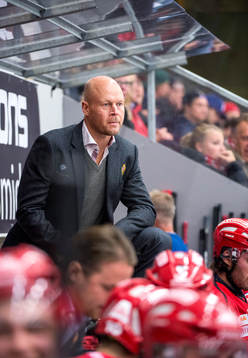 Almtunas assisterande tränare Marcus Ragnarsson