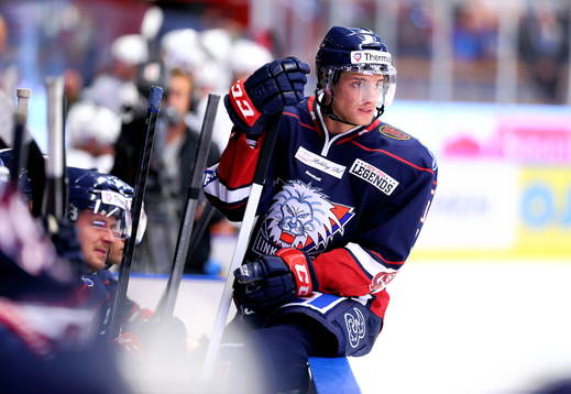 Linköpings Mattias Bäckman i matchen mellan Linköping