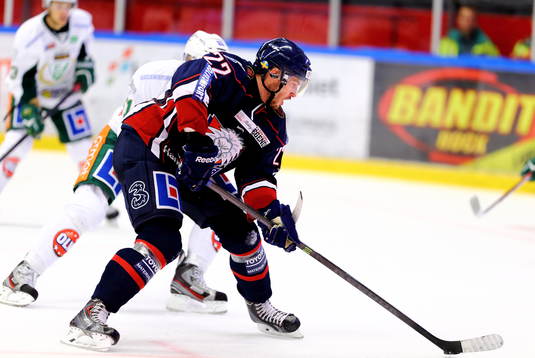 Linköpings Mattias Sjögren i matchen mellan Linköping