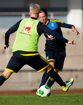 Lotta Schelin utmanar Nilla Fischer