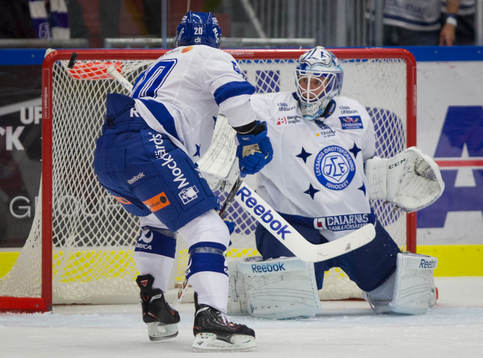 Oscar Alsenfelt i SHL mellan Örebro och Leksand
