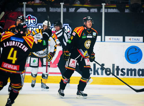 Brynäs Daniel Brodin jublar
