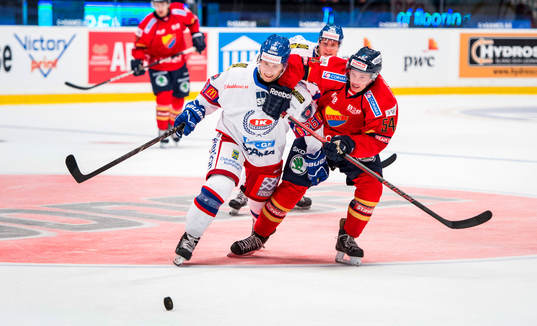 Oskarshamns Victor Backman och Djurgårdens Matthias