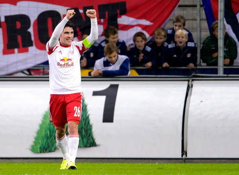 Salzburgs Jonatan Soriano jublar