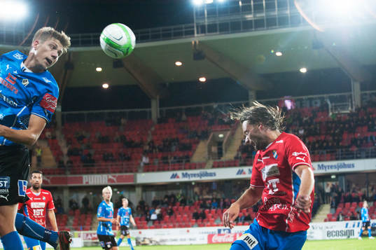 Hjälten Mikael Boman, Halmstad mot Patrik Bojent, Öster i