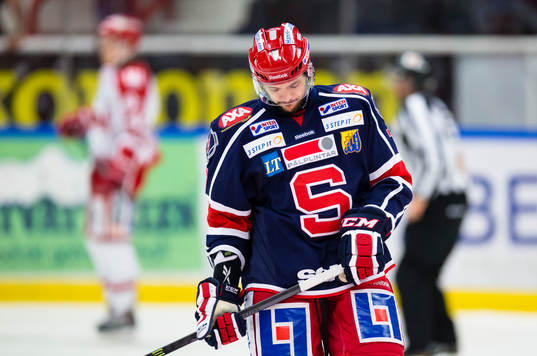 Södertäljes Tomas Bokros hänger med huvudet