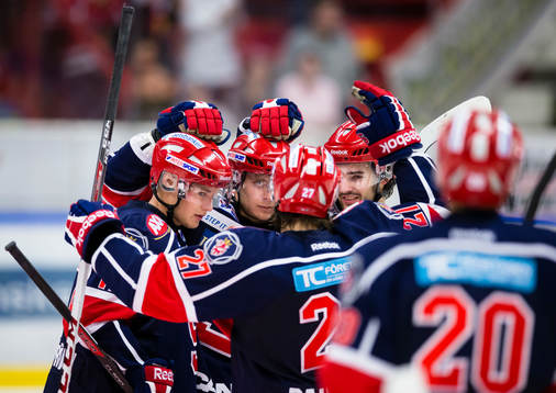 Södertäljes Fredric Andersson avgör matchen