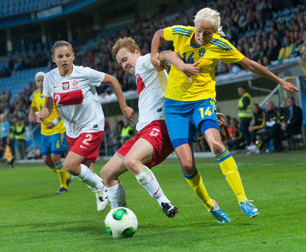 Josefine Öqvist, Sverige, brottas med Marta Stobba, Polen
