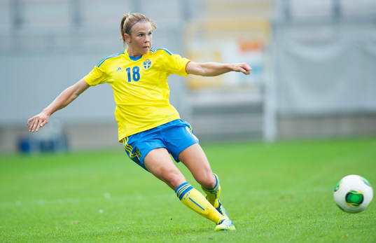 Jessica Samuelsson, Sverige
