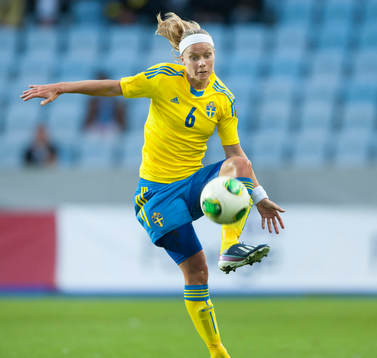 Sara Thunebro, Sverige