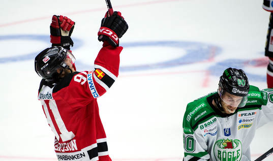 Malmö Redhawks Björn Svensson jublar