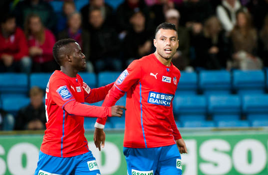 Helsingborgs Imad Khalili jublar med David Accam