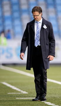 Malmös tränare Rikard Norling i fotbollsmatchen mellan