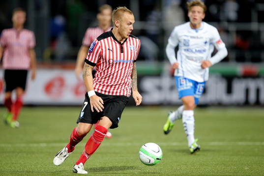 Malmös Magnus Eriksson i fotbollsmatchen mellan
