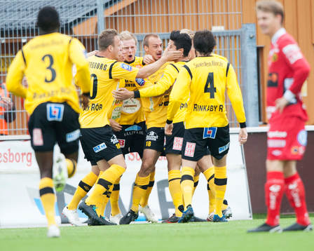 1-0, Pär Ericsson, Mjällby, förbi Kevin Stuhr Ellegaard,