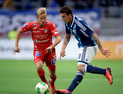Åtvidabergs Andreas Dahlén och Djurgårdens Erton