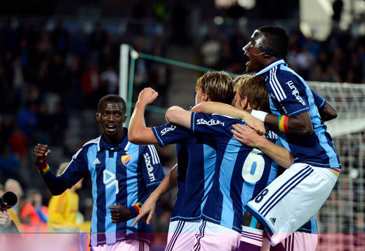 Djurgårdens Peter Nymann Mikkelsen jublar