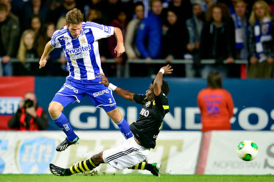 AIKs Kennedy Igboananike kapar IFK Göteborgs Emil