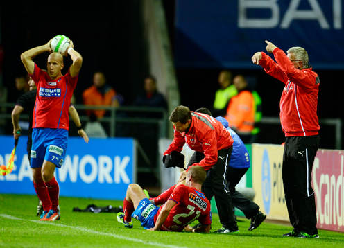 Helsingborgs Christoffer Andersson skada och byts ut