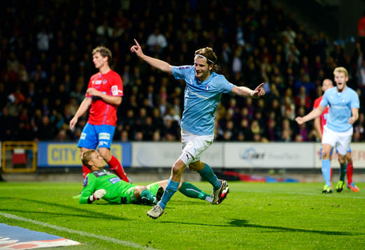 Malmös Erik Friberg, gör 0-1