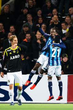 Djurgårdens Amadou Jawo och Godsway Donyoh jublar