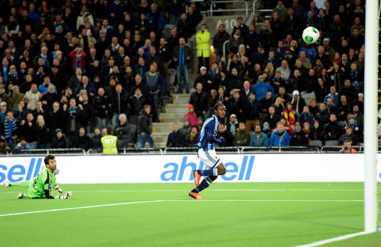 Djurgårdens Amadou Jawo gör 2-2