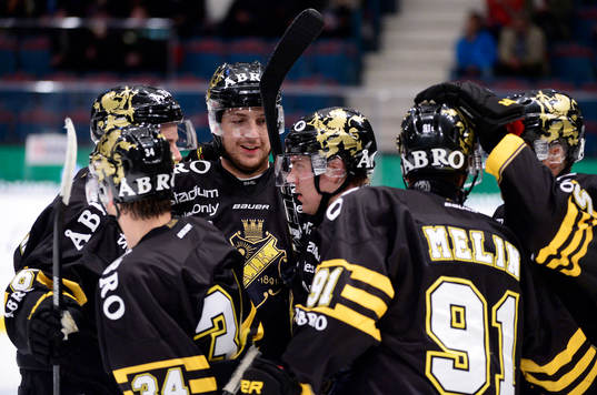 s Brett Carson gjort 2-1