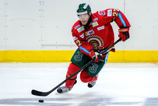 Frölundas Robin Figren med pucken