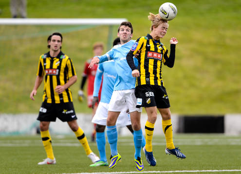 Nickduell mellan Malmös Erdal Rakip och Häckens Adam