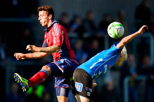 Djurgårdens Erton Fejzullahu och Halmstads Kristoffer