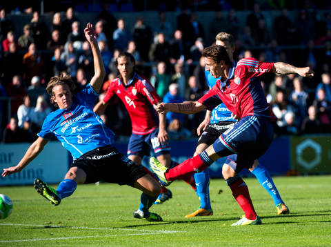 Djurgårdens Erton Fejzullahu gör 0-1