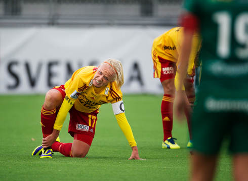 Tyresös Caroline Seger grimaserar