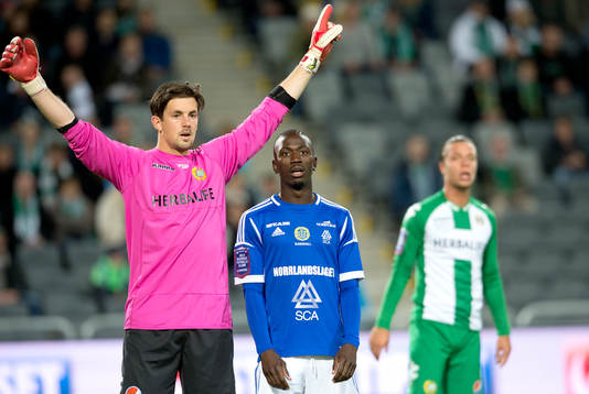 Johannes Hopf, målvakt Hammarby OCH Pa Amat Dibba,