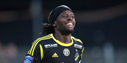 Martin Mutumba och AIK jublade