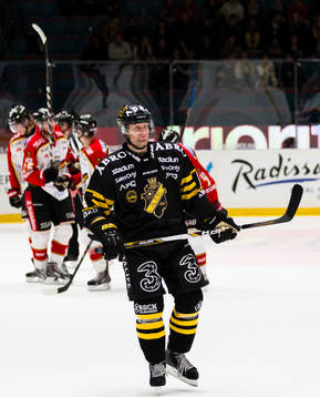 s Fredrik Svensson ser deppig ut