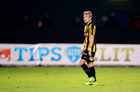Häckens Oscar Lewicki lämnar planen utvisadunder