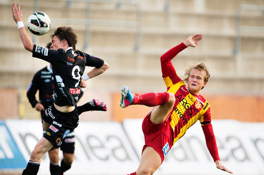 Elfsborgs Lasse Nilsson och Syrianskas Anders Bååth