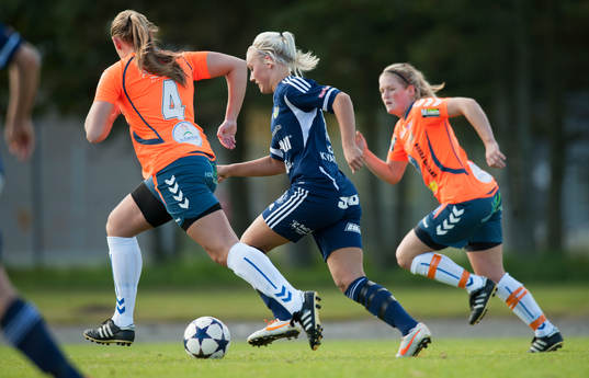 FC Hessleholms Olivia Johansson i dammatchen i division 1