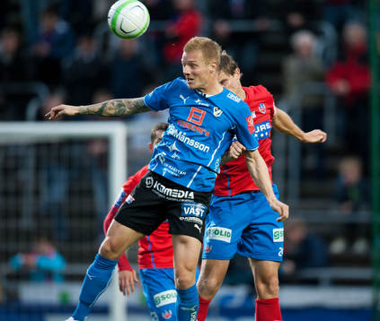 Halmstads Gudjon Baldvinsson i matchen i allsvenskan mellan