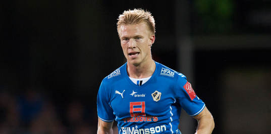 Halmstads Andreas Landgren i matchen i allsvenskan mellan