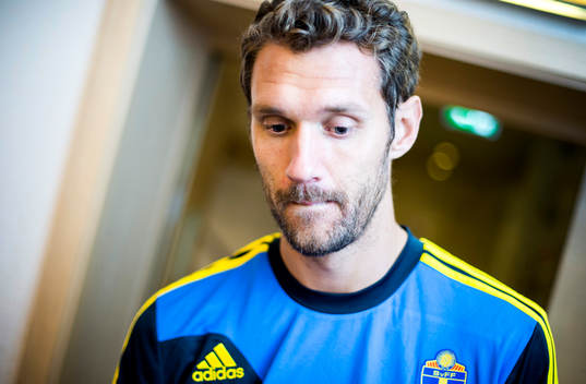 Mixed Zone med målvakten Andreas Isaksson