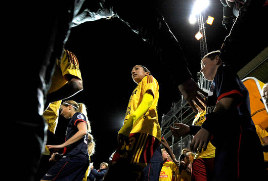 Christen Press, Tyresö innan en fotbollsmatch mellan