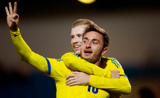 Sveriges Muamer Tankovic jublar