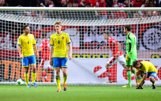 Sveriges Rasmus Elm deppar